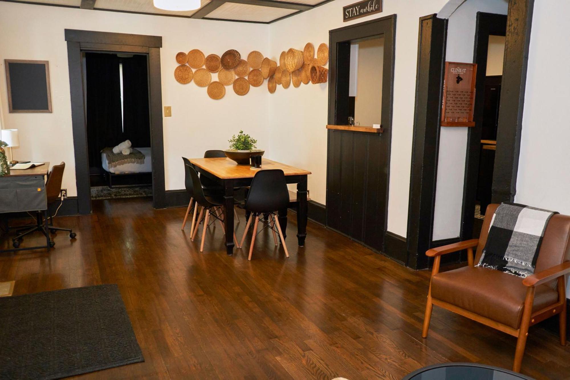 Cozy Atl Getaway - 5 Min From Airport & Downtown Villa Atlanta Eksteriør billede